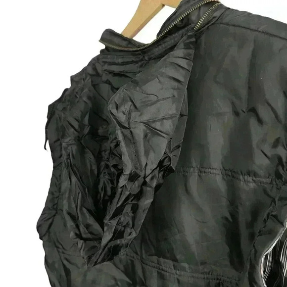Sarin Black Bomber Jacket; Hideaway Hood & Detachable Arms | Size Medium - Picture 7 of 7